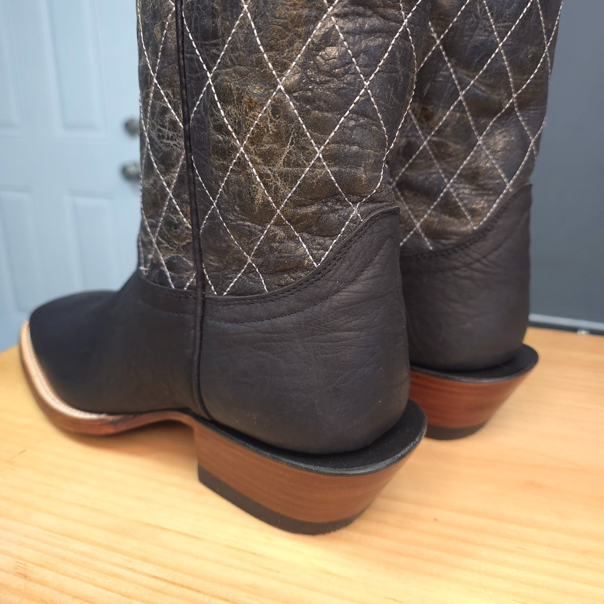 Hondo | Black Crazy Shoulder Cowboy Boots – 16" Black Crater Tops (Wide Square Toe)